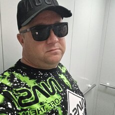 Лёня, 43, Пологи
