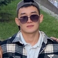 Кузьма, 24, Голая Пристань
