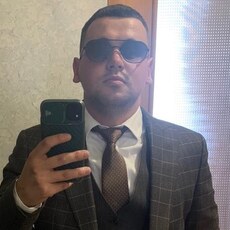 Святослав, 26, Октябрьский