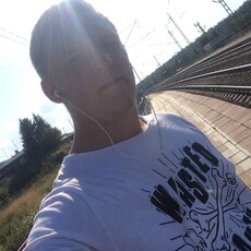 Вячеслав, 32, Шумиха
