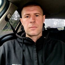 Гавриил, 34, Мыски