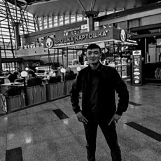 Валентин, 28, Снежное