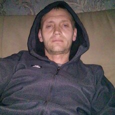 Валерий, 37, Новоржев