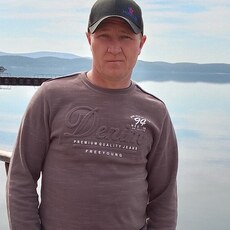 Михаил, 38, Саянск