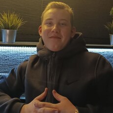 Кирилл, 21, Дубна