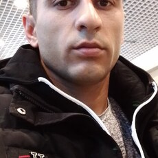 Гена, 29, Кяхта