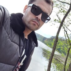 Валера, 33, Горловка