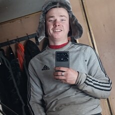 Захар, 21, Ясиноватая