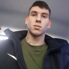 Андрей, 21, Кувшиново