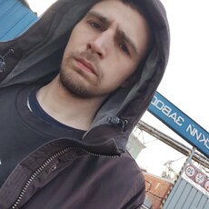 Никон, 28, Вяземский