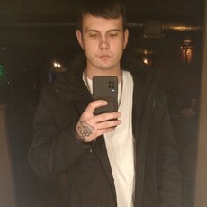 Савелий, 25, Усолье