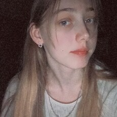 Юля, 20, Комсомольское
