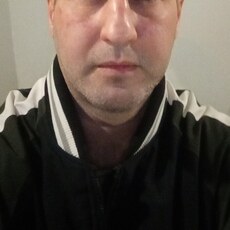 Максим, 45, Свердловск