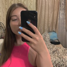 Галина, 20, Саяногорск