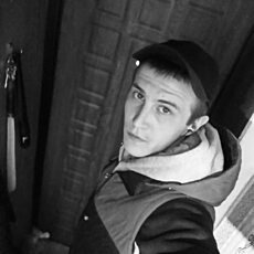 Виталий, 29, Алзамай