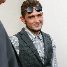 Адриан, 27, Калачинск