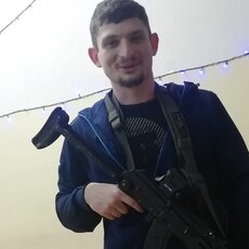 Никон, 31, Геническ