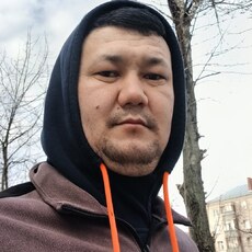 Адриан, 33, Алушта