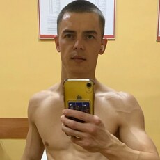 Артемий, 27, Кораблино