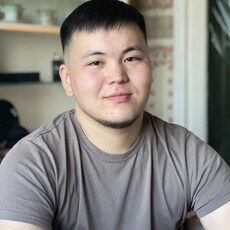 Назар, 22, Красноярск