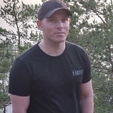 Илья, 33, Иловайск