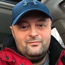 Валера, 47, Усолье