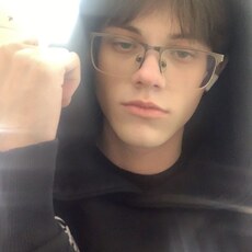 Михаил, 22, Урай