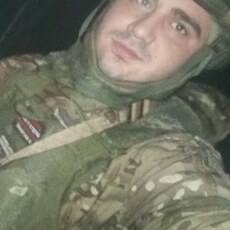 Михаил, 21, Новый Уренгой