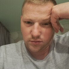 Кузя, 37, Новогродовка