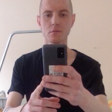 Артемий, 27, Реж