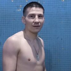 Валера, 27, Мурино