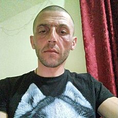 Вадим, 36, Дно