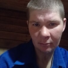 Веня, 36, Енисейск