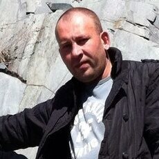 Виктор, 42, Новая Ляля