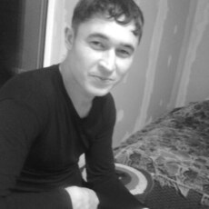 Лев, 39, Волхов