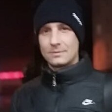 Олег, 34, Приволье