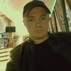 Андрей, 29, Апрелевка