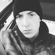 Юлиан, 26, Карабаново