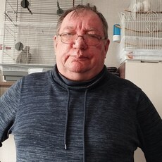 Паша, 63, Починок