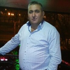 Вова, 49, Краснозаводск