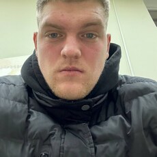 Исаак, 20, Прохладный