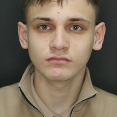 Владимир, 19, Сосенский