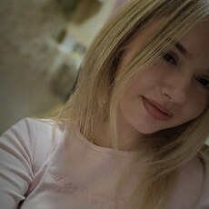 Валя, 20, Москва