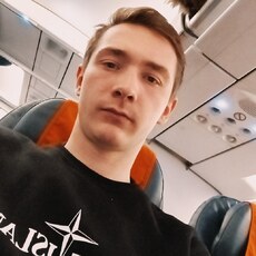 Гавриил, 22, Свободный