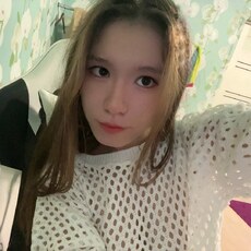 Инна, 22, Святогорск