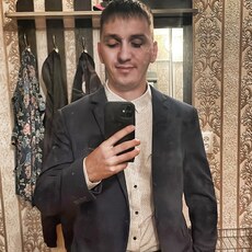 Антон, 26, Чегем