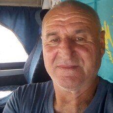Слава, 58, Богданович