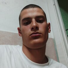 Паша, 24, Саранск