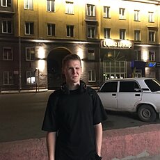 Артём, 22, Весьегонск