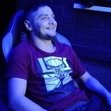 Артём, 30, Красный Луч